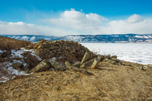 Фото: Курыканская стена